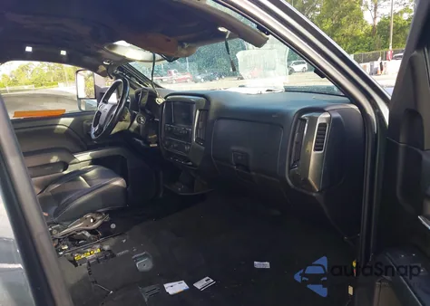 2018 Chevrolet Silverado 1500 1Lt from USA, damaged, VIN 3GCPCREC1JG325170